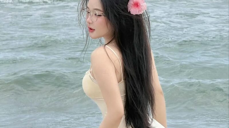 92+ ảnh gái xinh mặc váy ngắn dịu dàng nhưng đầy quyến rũ