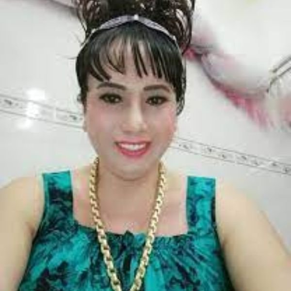 1 cây vàng trol bà già