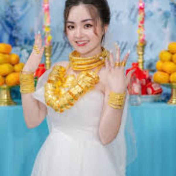 1 cây vàng trol cô dâu