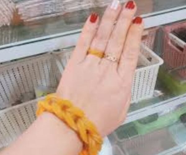 1 cây vàng troll bằng dây nịt kết