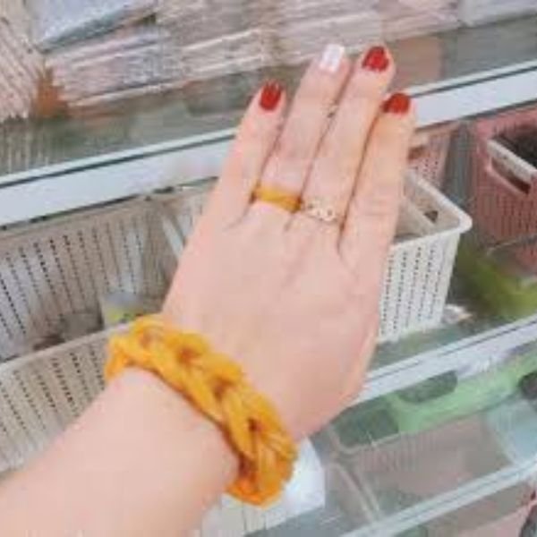 1 cây vàng troll bằng dây nịt kết