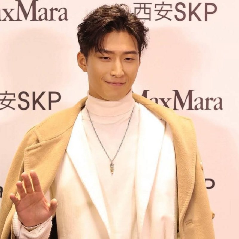 ảnh diễn viên đậu kiêu và người yêu