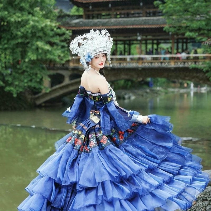 ảnh gái dân tộc xinh