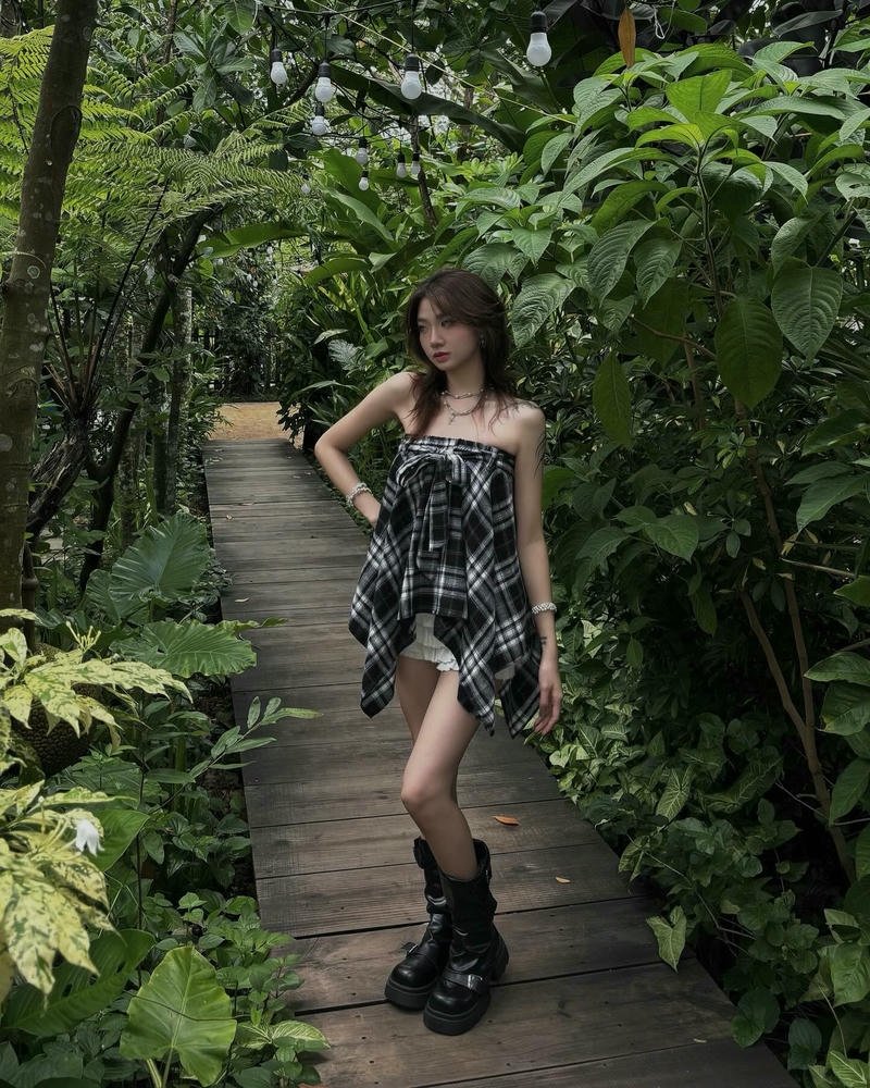 ảnh gái xinh 2k5 cá tính
