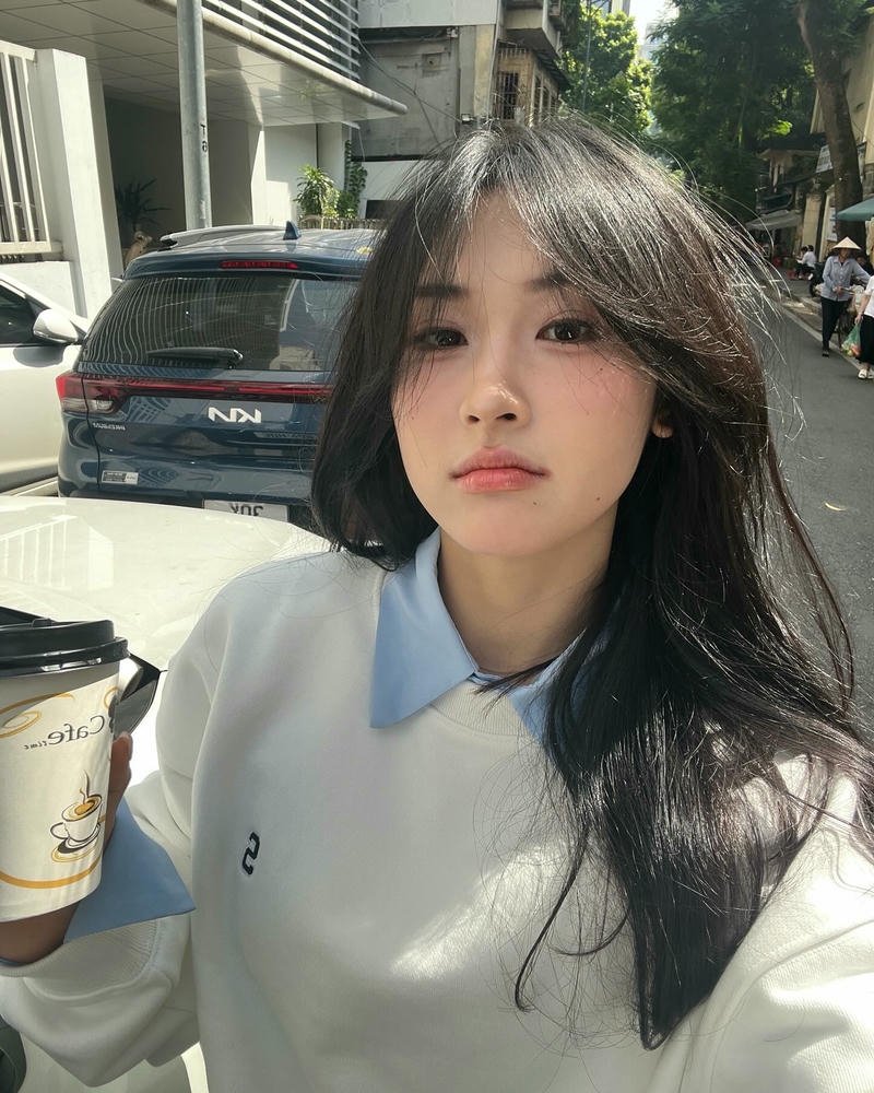 ảnh gái xinh 2k5 tóc dài