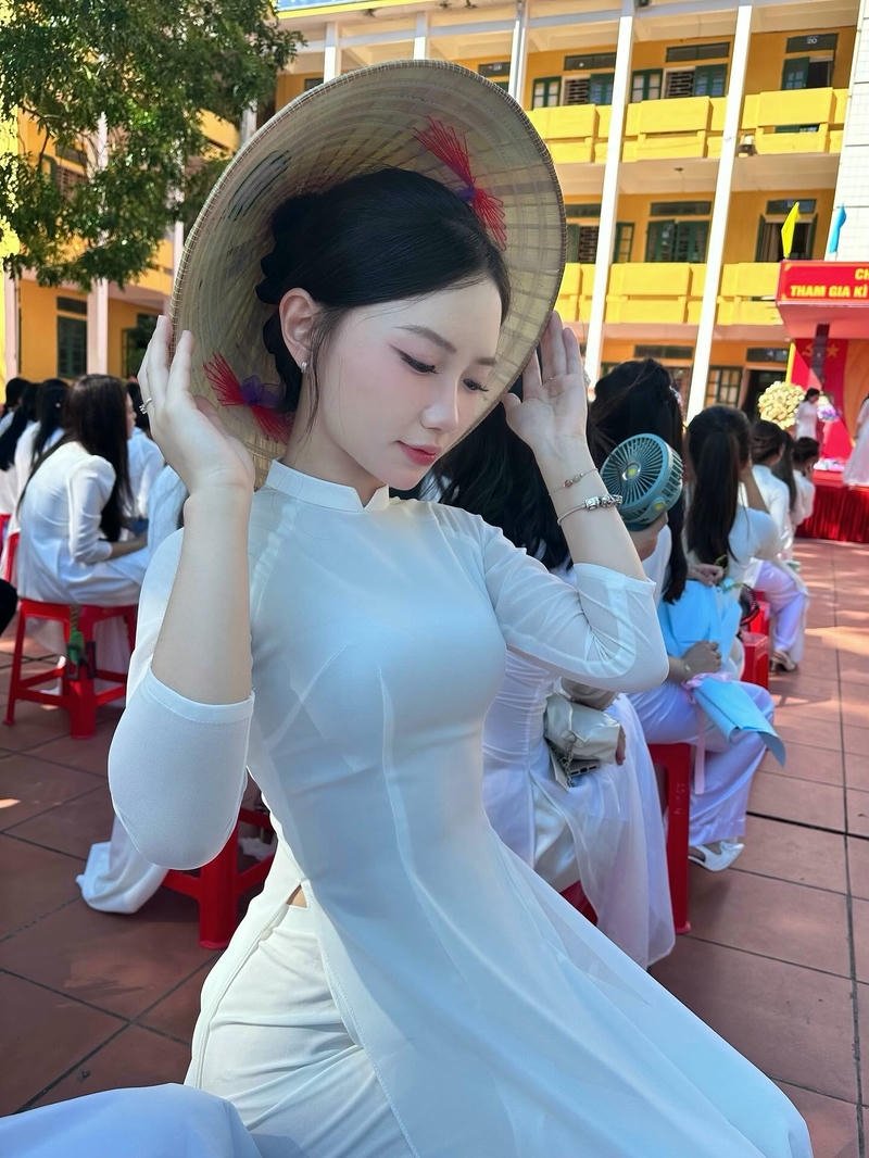 ảnh gái xinh giống thật