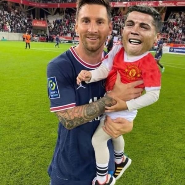 ảnh troll messi bế ronadol