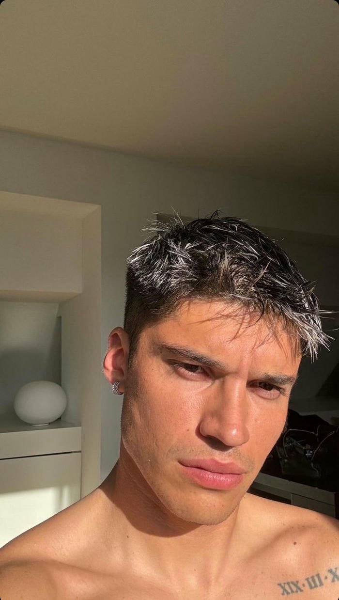 ảnh undercut ngầu lòi