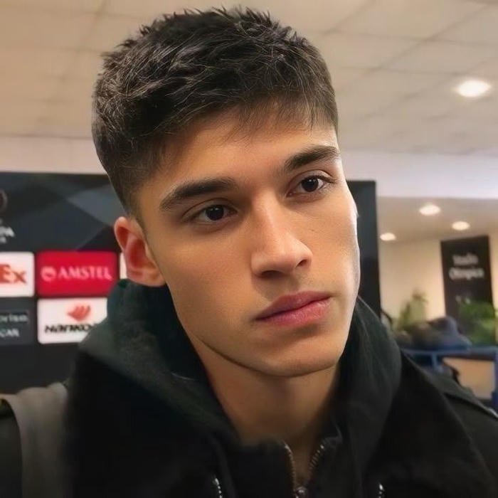 ảnh undercut siêu ngầu