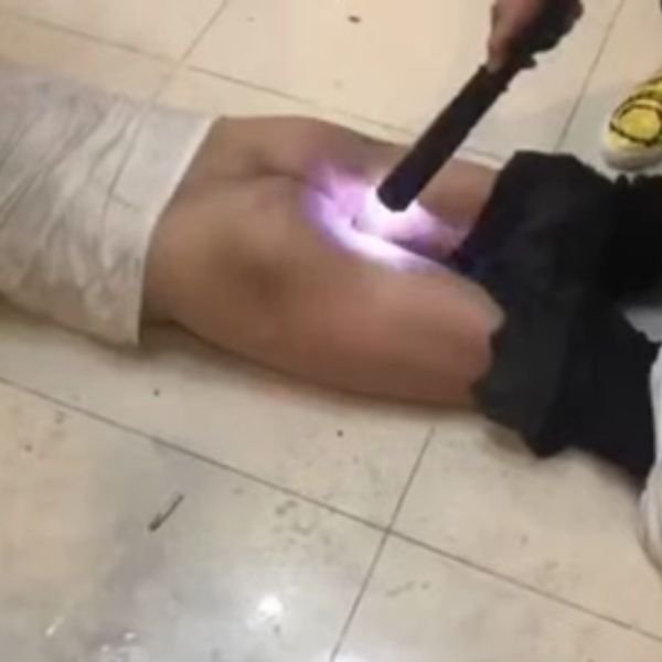 ảnh video troll dí điện