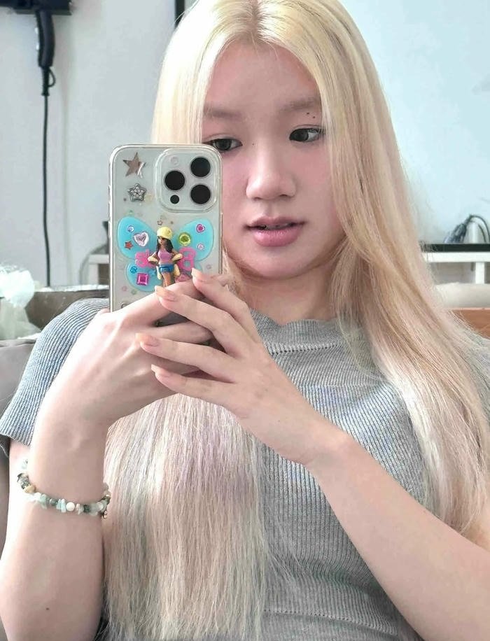 bạch kim tóc nữ