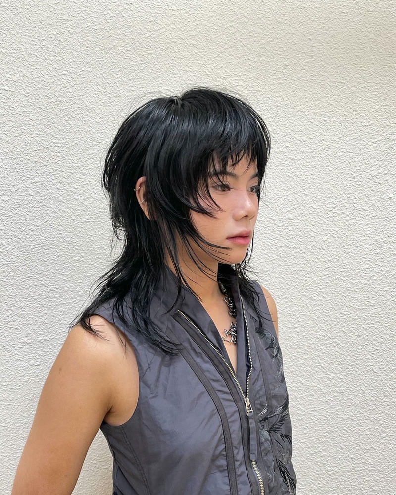 cắt tóc mullet layer nữ ngắn có mái