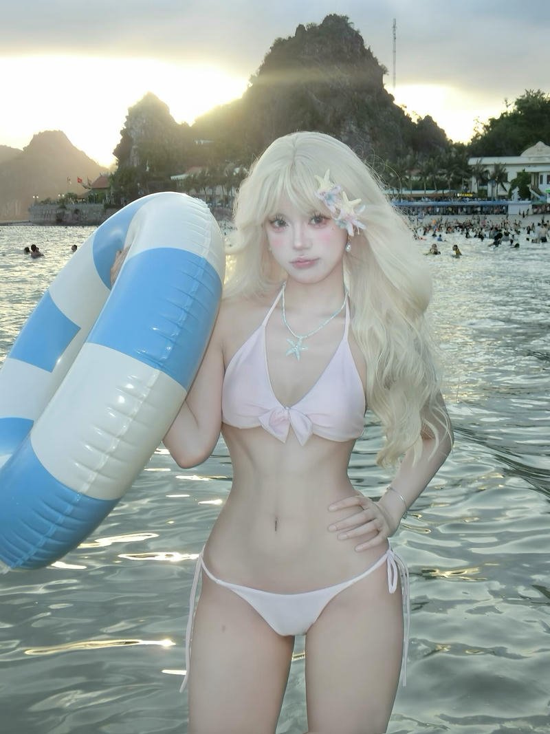 gai xinh an mac ho hang