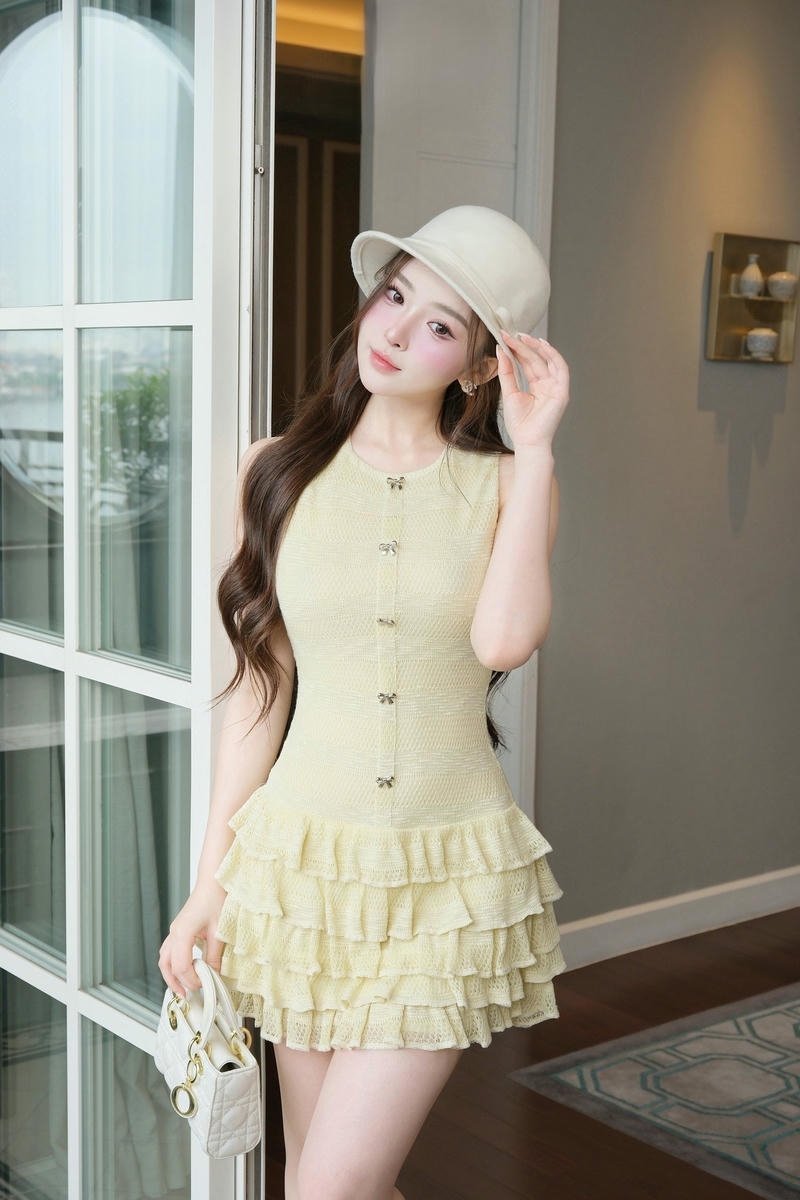 gái xinh tiktok mặc váy ngắn nhảy