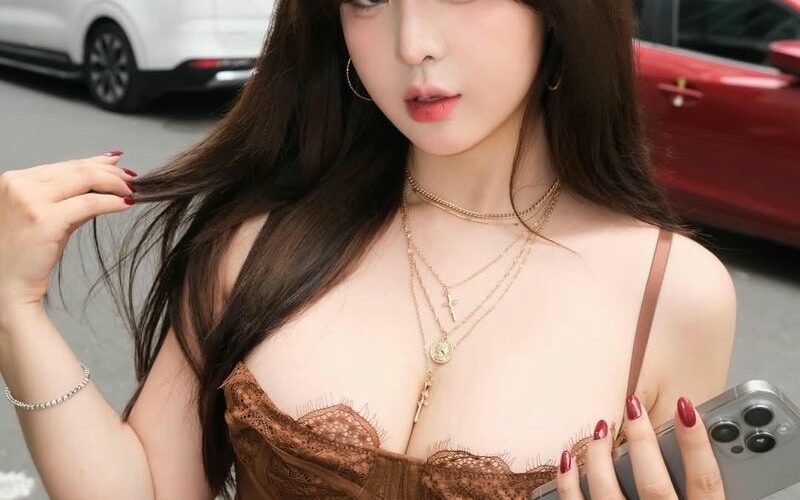 gái xinh trung quốc đeo kính