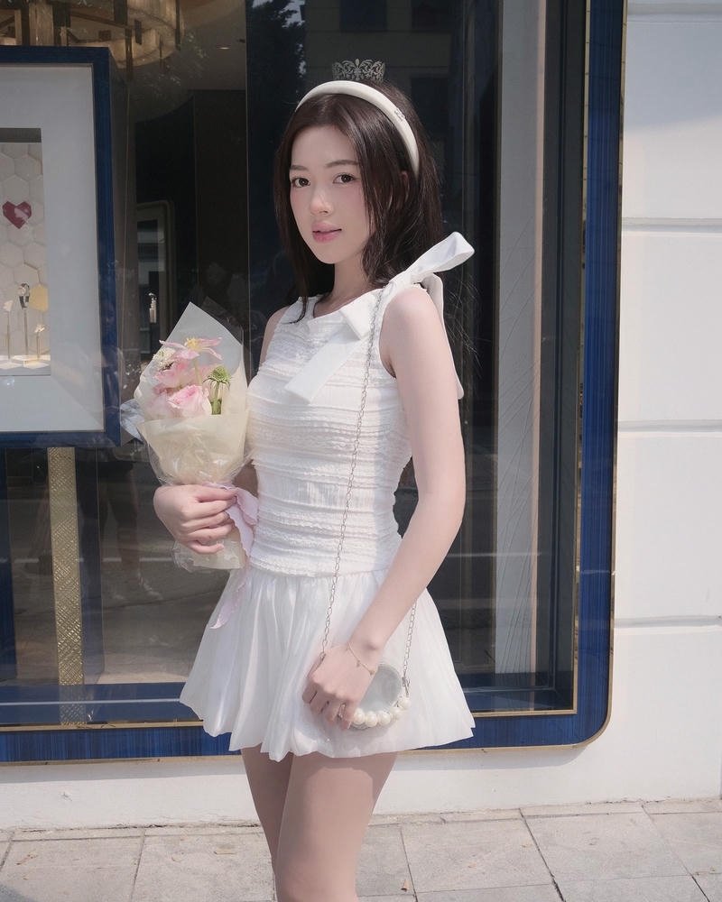 gai xinh váy ngắn