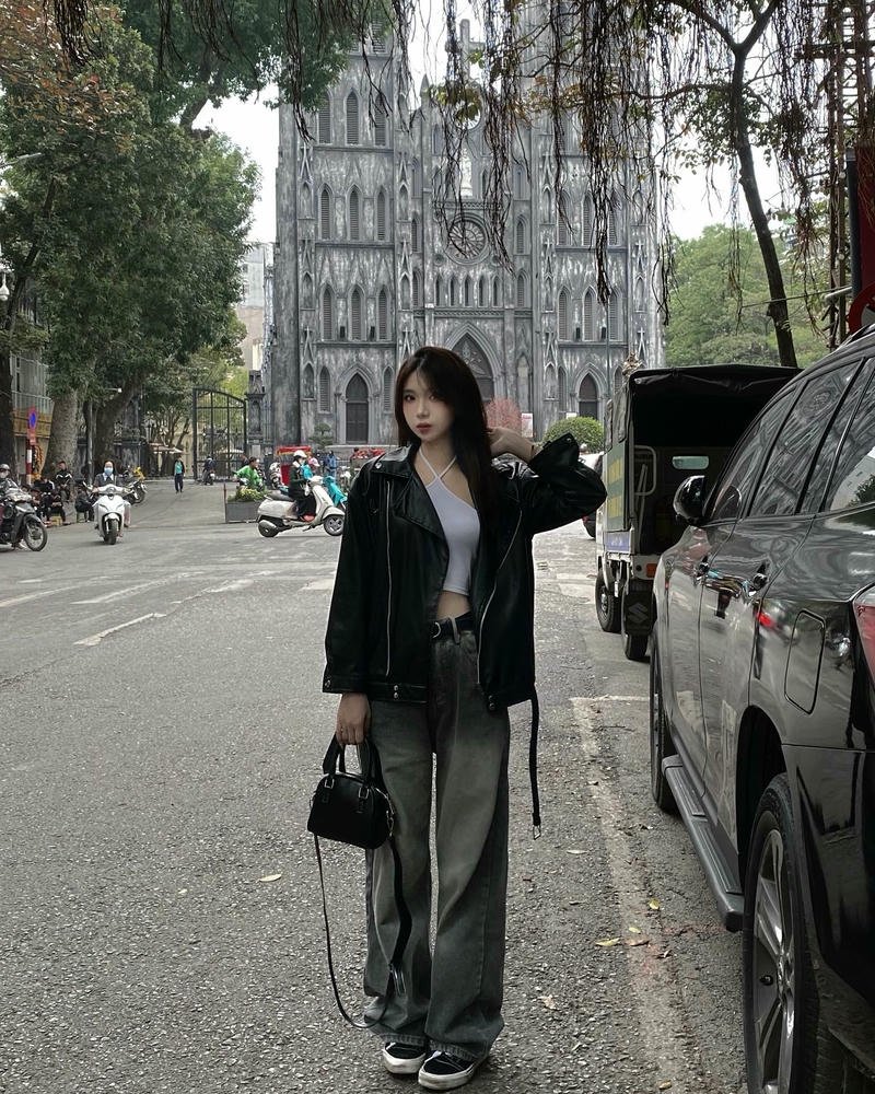 hình ảnh gái xinh mặc áo yếm