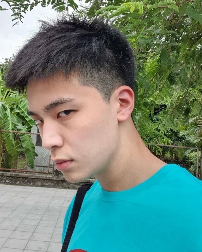 hình tóc nam ngắn mặt tròn siêu ngầu