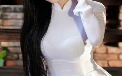 học sinh nữ xinh