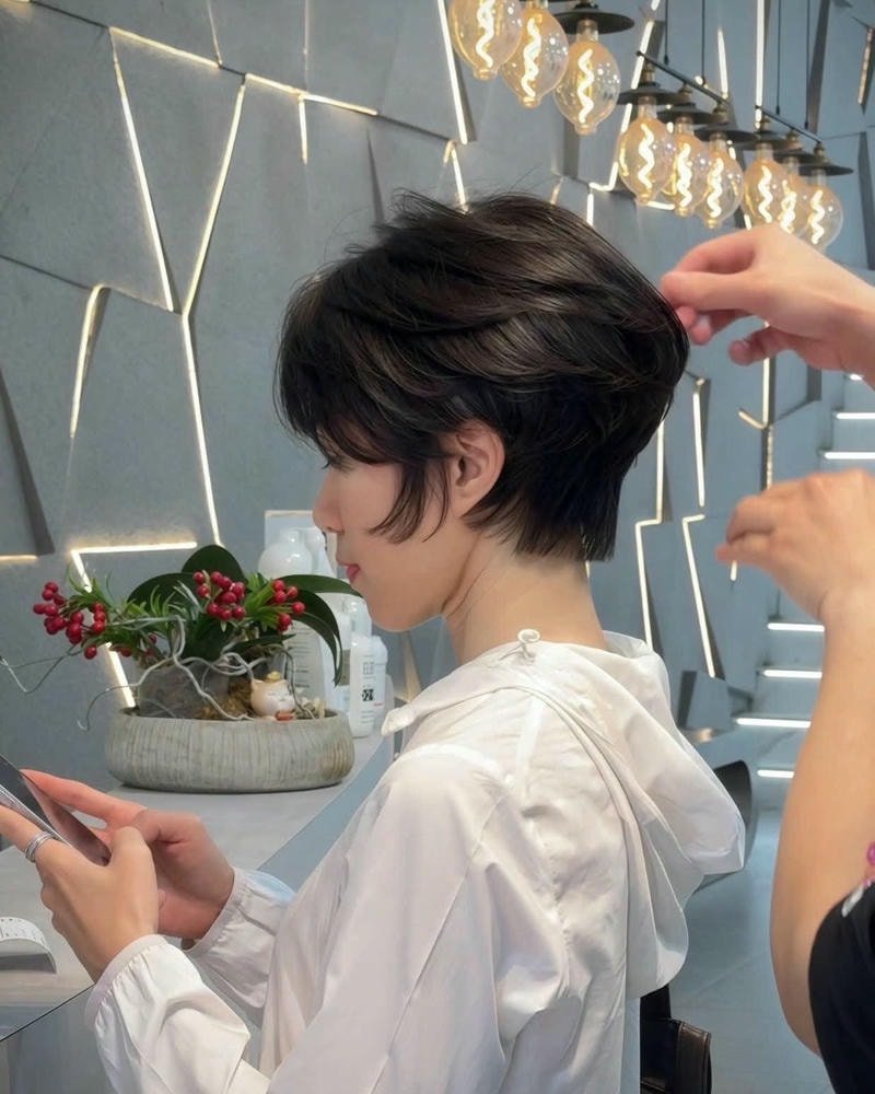 kiểu tóc bob nhật