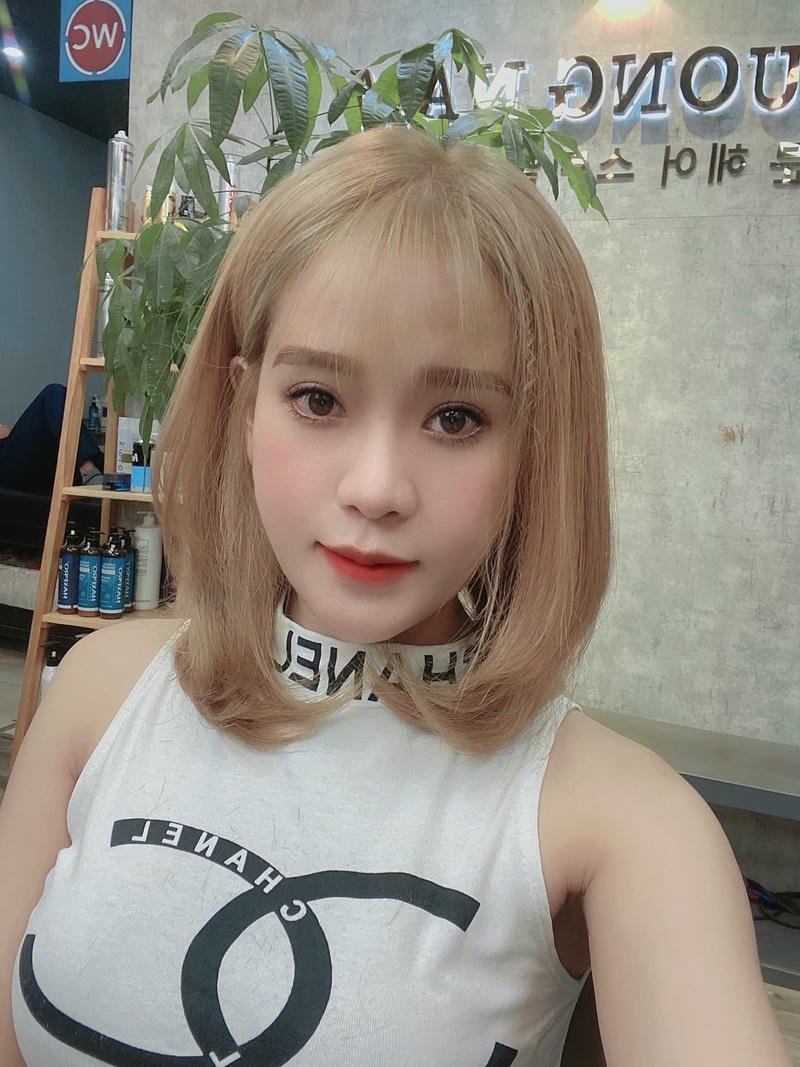 layer ngang vai cho mặt tròn