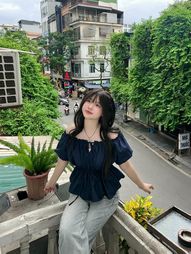 mẫu ảnh gái xinh tóc dài