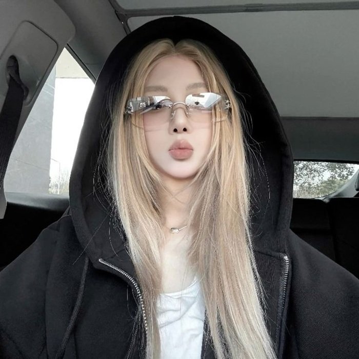 màu bạch kim khói