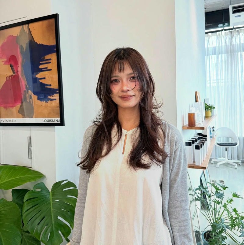 mullet layer nữ mặt tròn