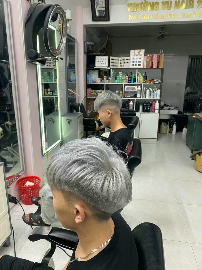 nhuộm balayage xám khói