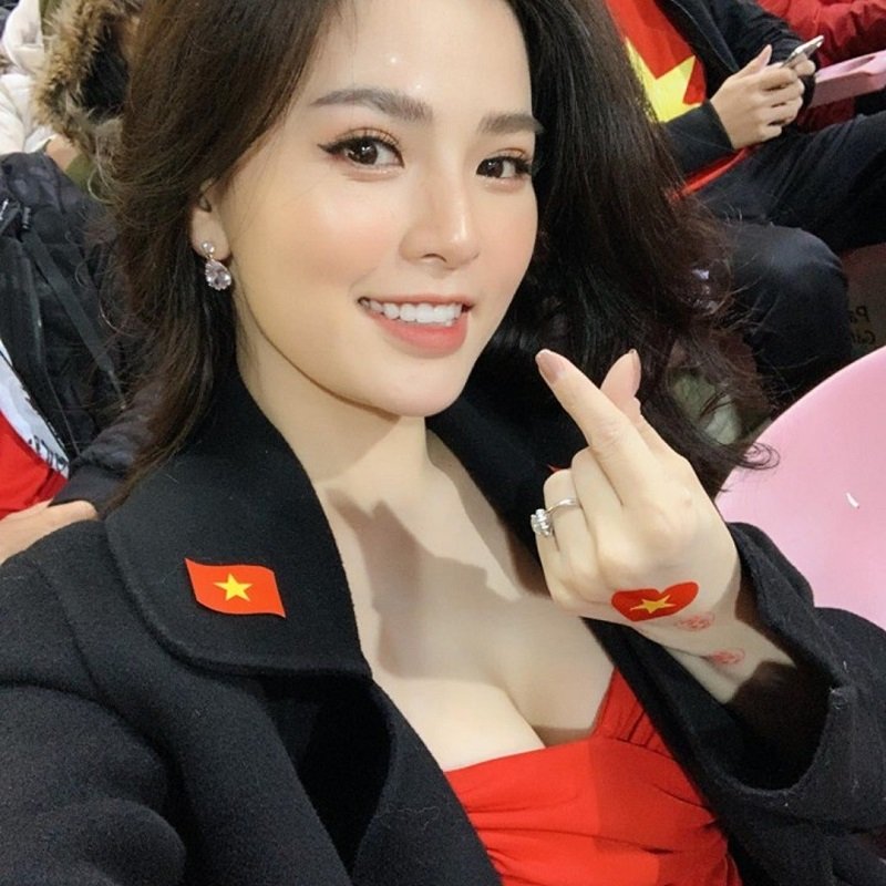 phi huyền trang
