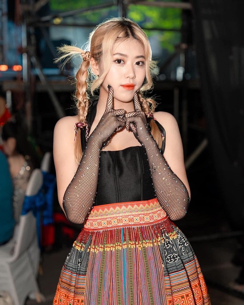 pialinh sinh ngày bao nhiều