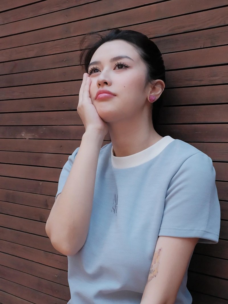 quyên qui là con của ai