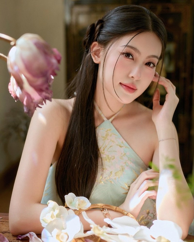 Hot girl Tăng Mỹ Hàn