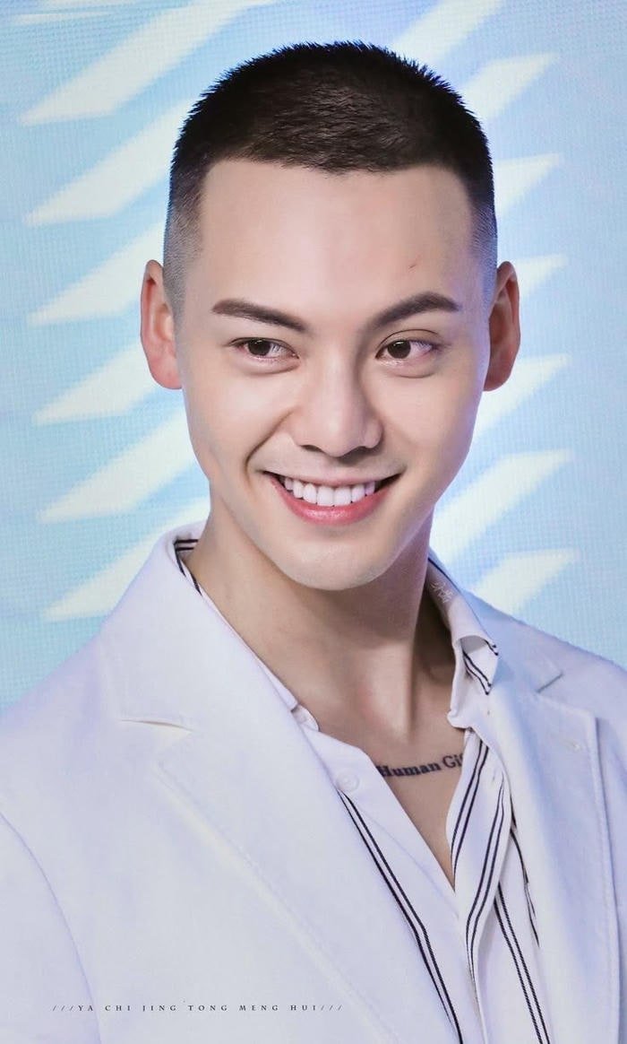 tóc húi cua siêu ngầu