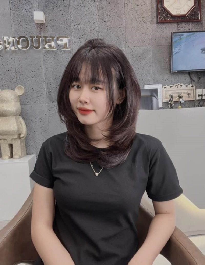 tóc layer ngang vai mái bay