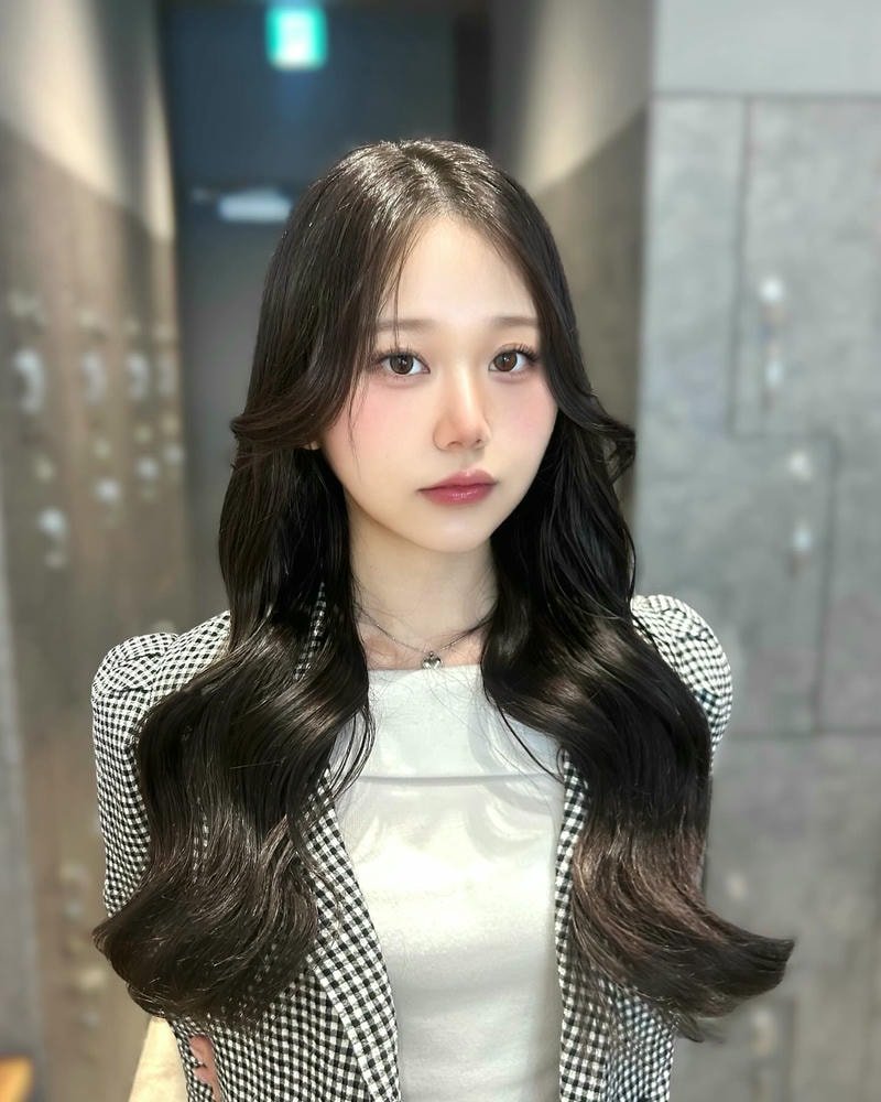 tóc layer nữ mặt tròn ngắn