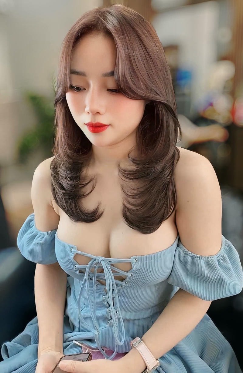 tóc layer nữ ngắn ngang vai mái bay