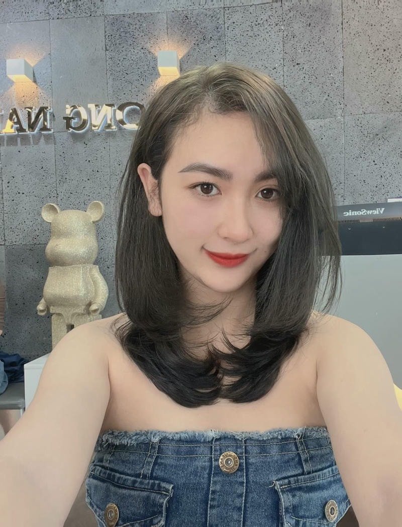 tóc layer nữ ngang vai