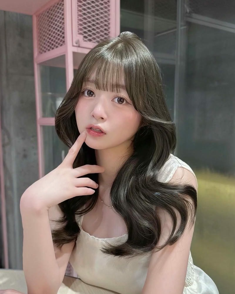 tóc layer uốn sóng lơi ngắn