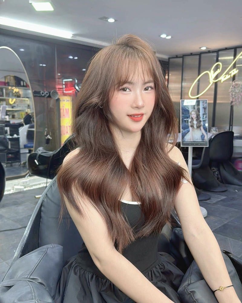 tóc mái pháp nữ