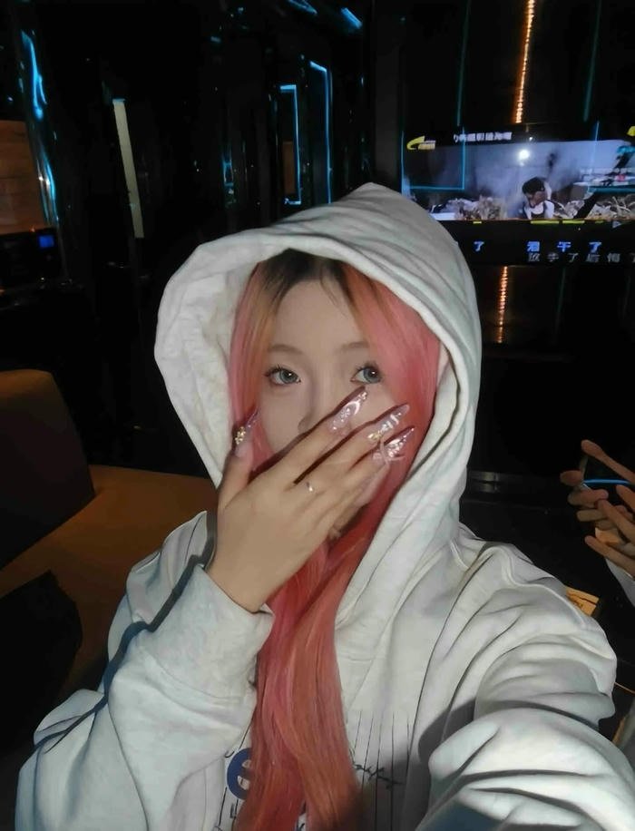 tóc màu nâu hồng