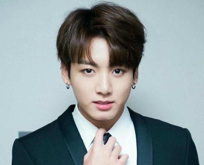 tóc nam ngắn mặt tròn siêu chất