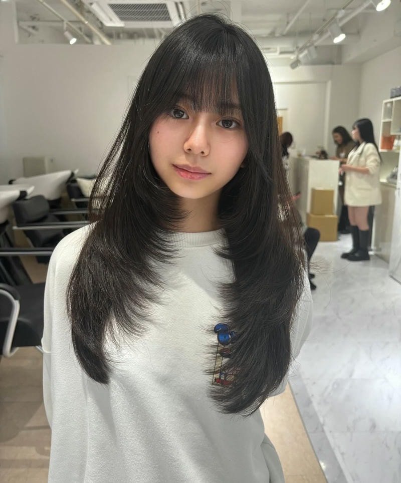 tóc ngắn layer cho mặt tròn ngang vai