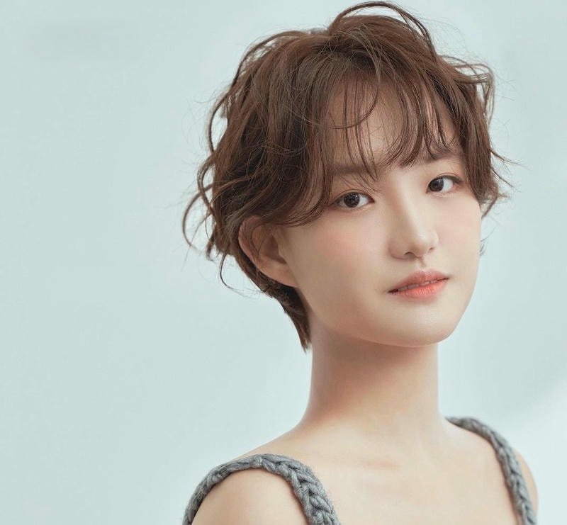 tóc tém cho mặt tròn to uốn nhẹ