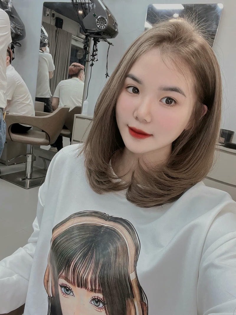 tóc tỉa layer ngắn ngang vai