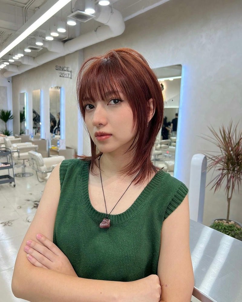 tóc tomboy mullet layer nữ mặt tròn