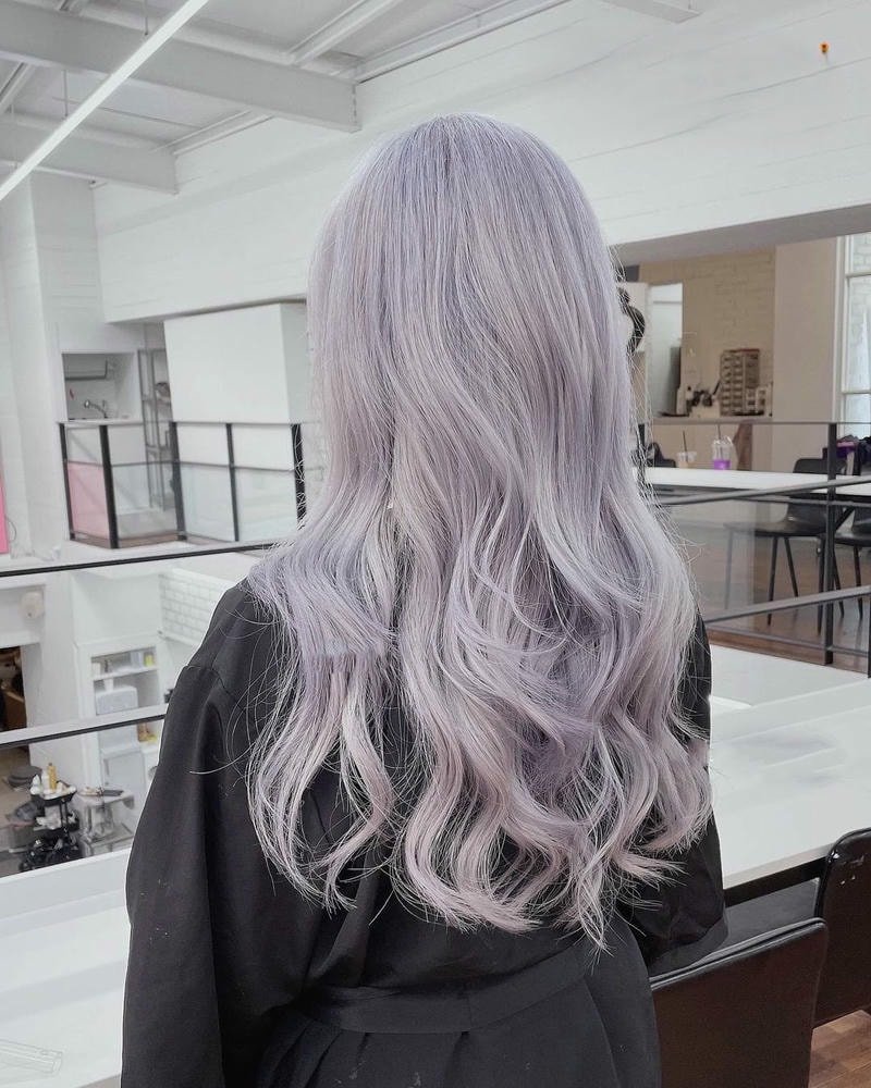 tóc uốn xoăn lơi