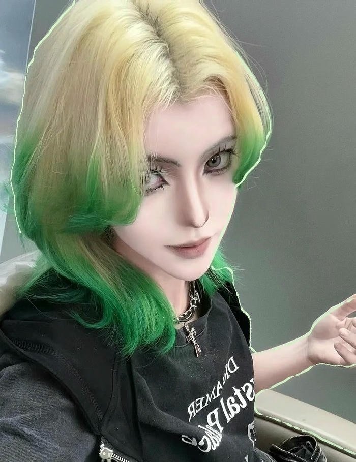 Nhuộm đuôi tóc ngắn