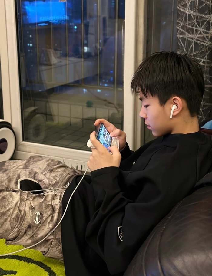 ảnh trai đẹp 13 tuổi ngầu