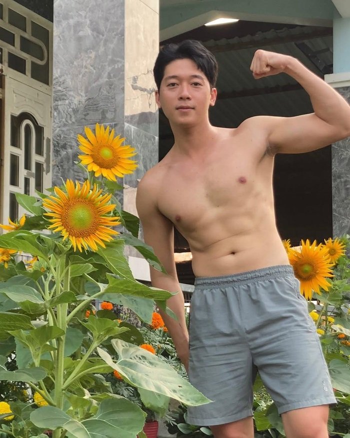 ảnh trai đẹp cơ bắp cute